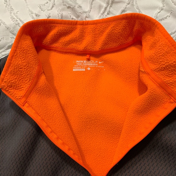 EUC Men’s Nike Grey w/ Orange Fleece Golf Jacket - Picture 2 of 3
